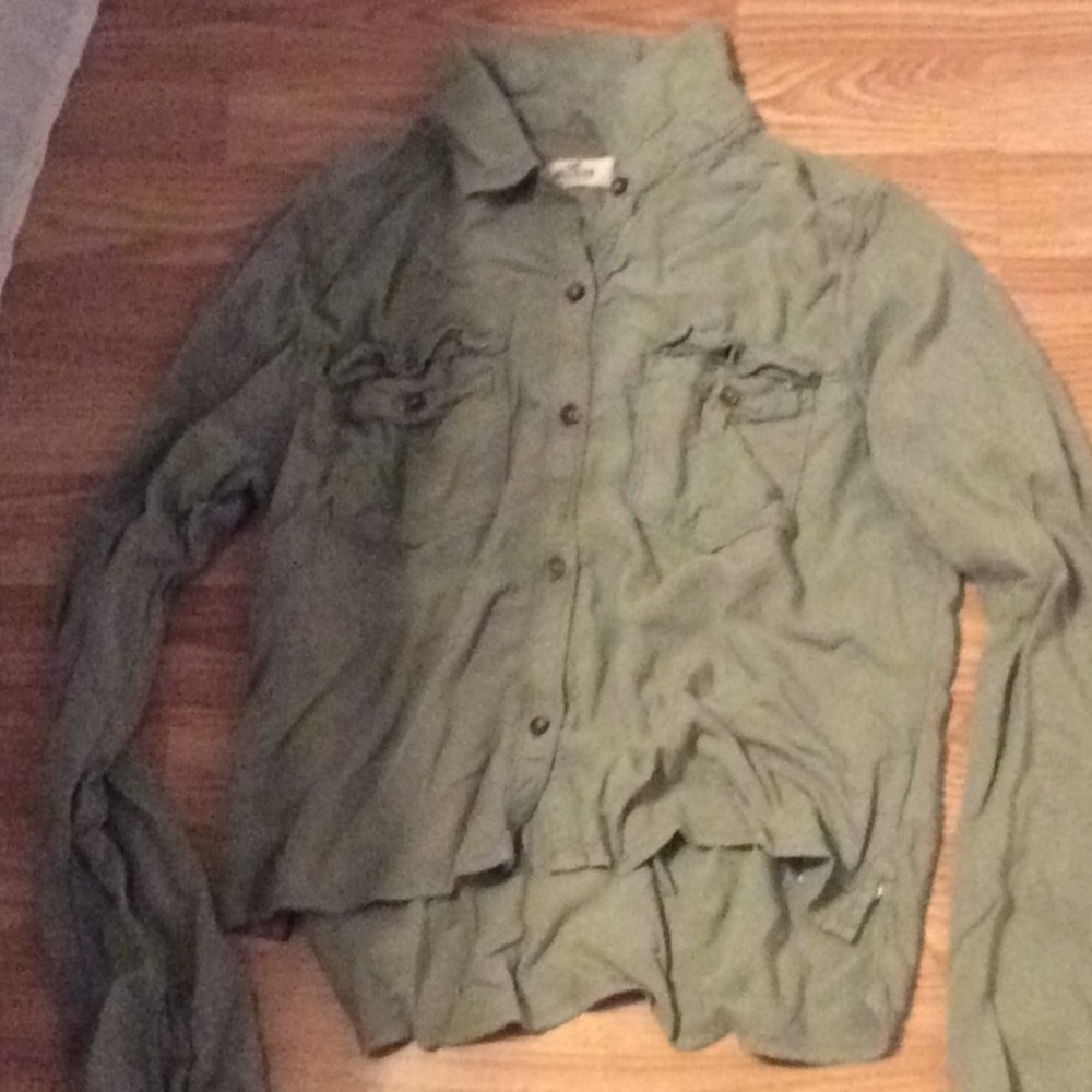 Hollister shirt size small.